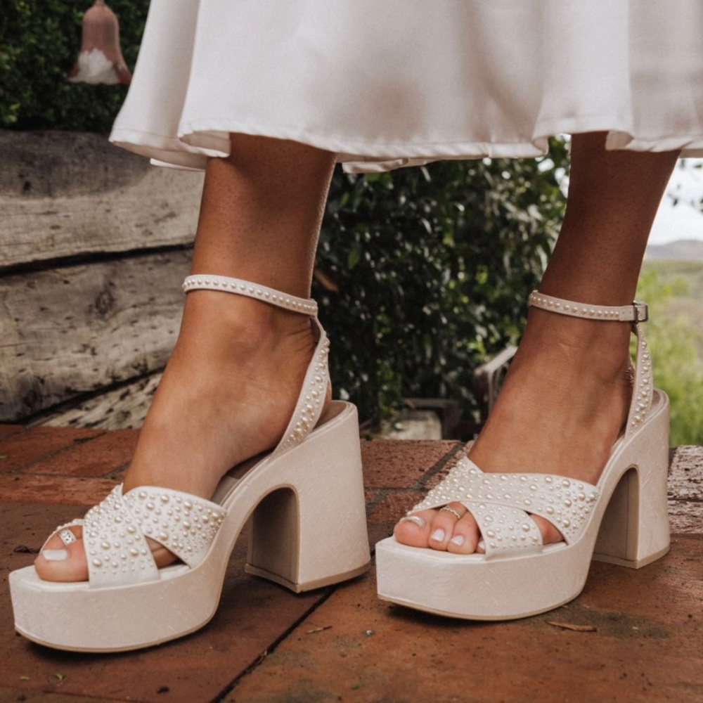 Dolce Vita Wessi Pearl Heels Vanilla Pearls